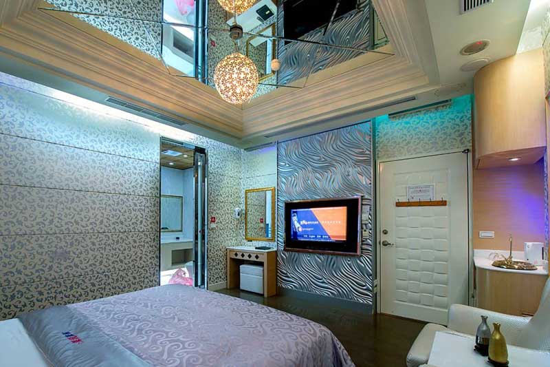 2.時尚房系列匠心獨運、各具風格特色的主題房型，享受舒適的浪漫感受，就選擇萊茵時尚房系列。